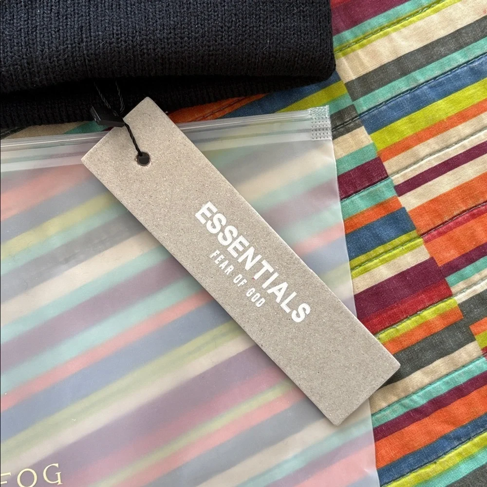 Essentials Black Rib Knit Beanie with Logo Patch new tags - Picture 5 of 11